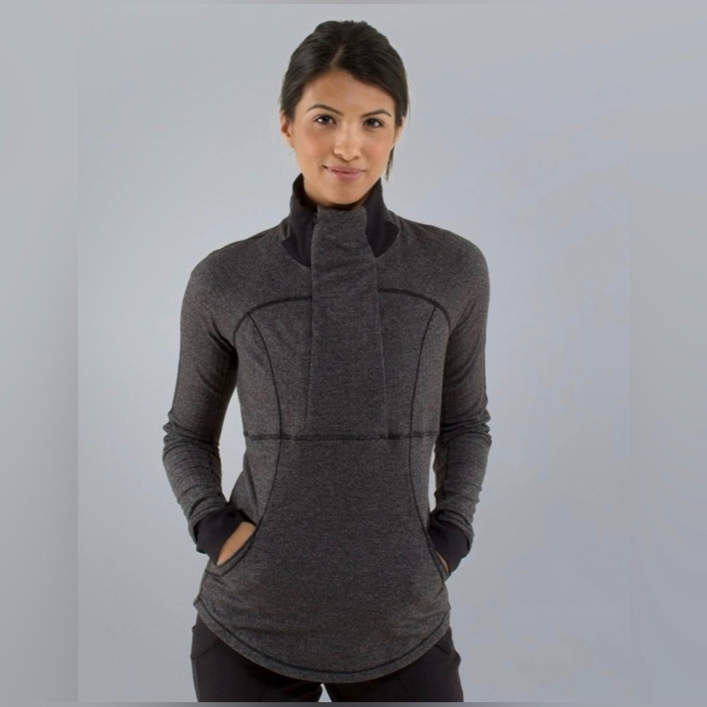 Lululemon Base Runner 1/2 Zip Pullover Thumb Holes Activewear Outdoor Workout